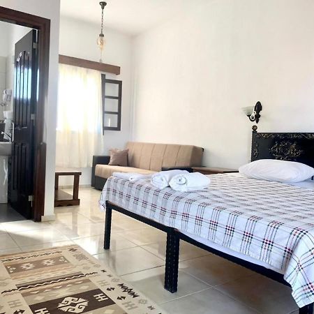 Villa Lembos Hotel Karpaz Rizokarpaso Exterior foto