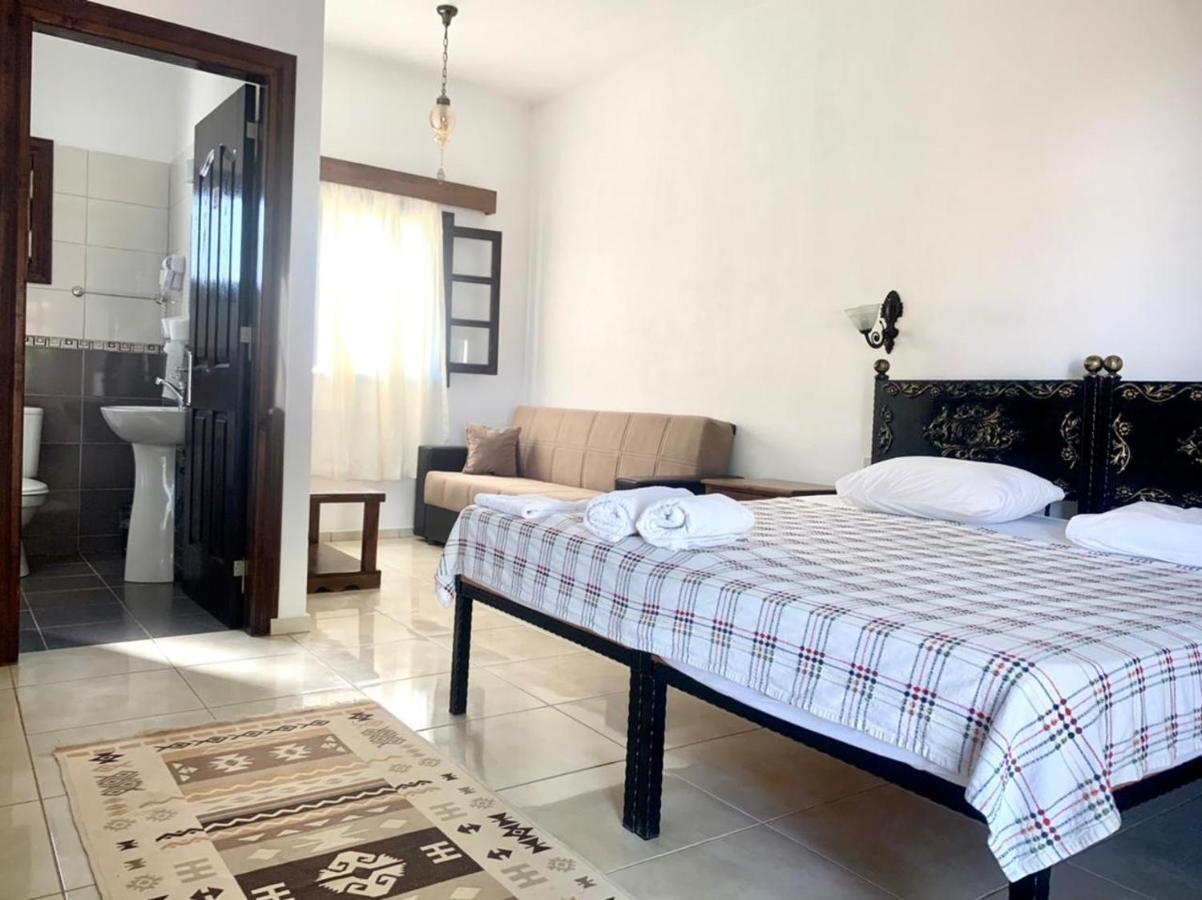 Villa Lembos Hotel Karpaz Rizokarpaso Exterior foto